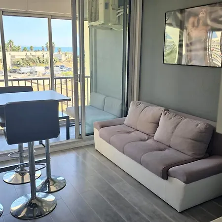 Naturiste Cap D'agde Heliopolis F 90 アパート