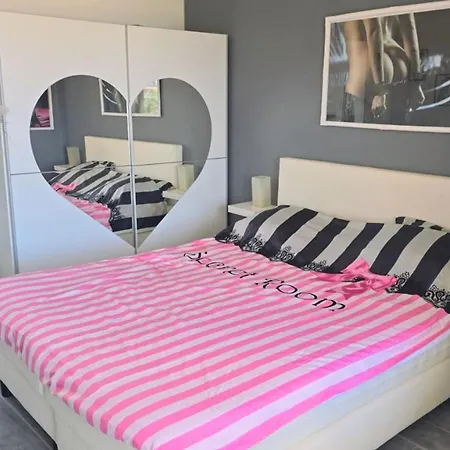 Naturiste Cap D'agde Heliopolis F 90 * アグド