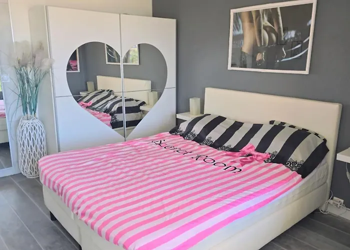 Naturiste Cap D'agde Heliopolis F 90 * アグド