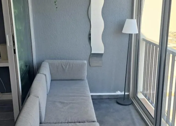 Naturiste Cap D'agde Heliopolis F 90 * アグド