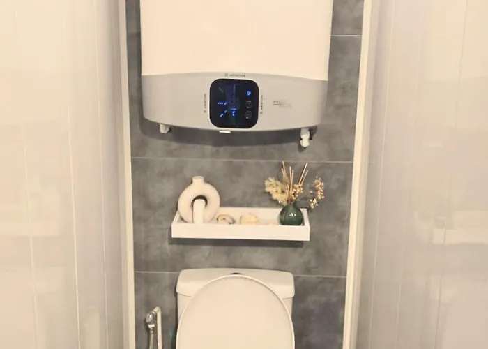 Naturiste Cap D'agde Heliopolis F 90 *