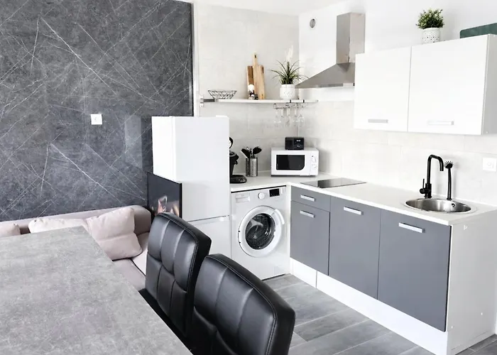 Apartment Naturiste Cap D'agde Heliopolis F 90